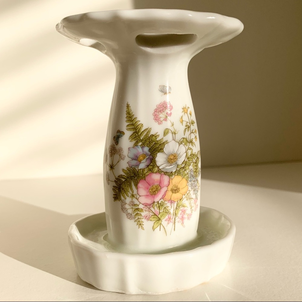Vintage 80’s toothbrush holder
